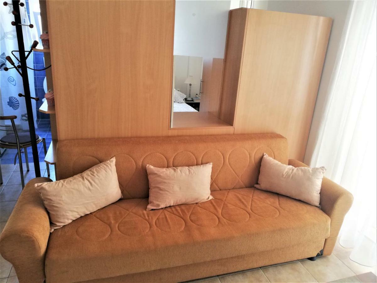 Kalamata Downtown Apartment エクステリア 写真